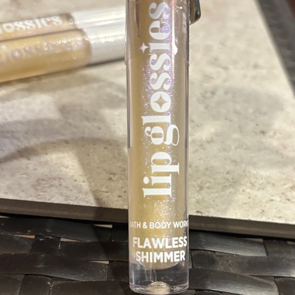 Bath & Body Works Flawless Shimmer Lip Gloss Trio - - Picture 3 of 4